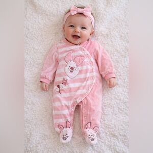 ❤️4 for $25❤️ Piglet Disney sleeper‎ size 3 months